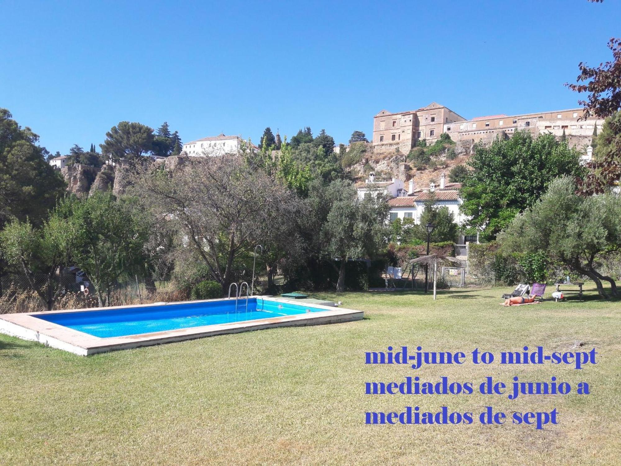 Piso Blanco Apartment Ronda